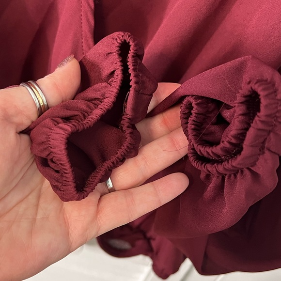 3 for $20 bundle any 3 items priced $15 and under and get them for $20🛍️🛍️🛍️ - Picture 3 of 5